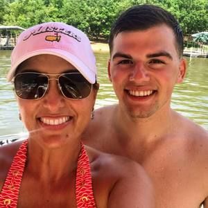 Meet your Posher, Jamie